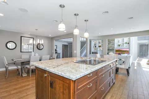 Kitchen - 4775 Discovery Pt, Discovery Bay, CA 94505 photo 4 of 4