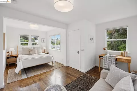 Bedroom - 1357 E 25th St, Oakland, CA 94606 photo 6 of 8