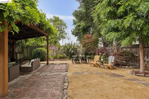 Exterior - 1357 E 25th St, Oakland, CA 94606 photo 9 of 22