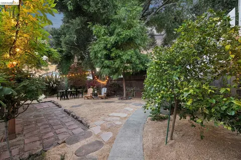 Exterior - 1357 E 25th St, Oakland, CA 94606 photo 21 of 22