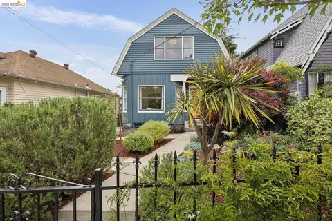 Exterior - 1357 E 25th St, Oakland, CA 94606 photo 4 of 22