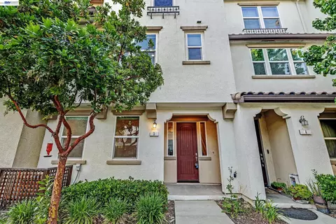 Exterior - 1270 Gusty Loop #3, Livermore, CA 94550 photo 2 of 9