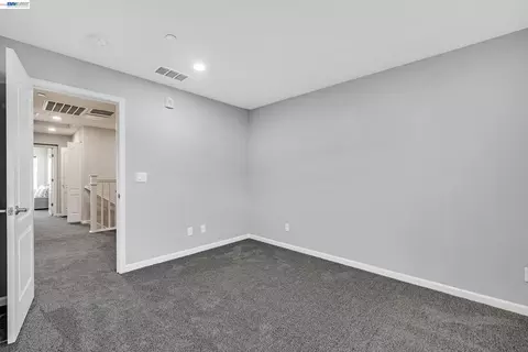 Bedroom - 1270 Gusty Loop #3, Livermore, CA 94550 photo 5 of 8