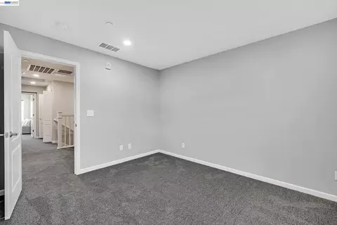 Bedroom - 1270 Gusty Loop #3, Livermore, CA 94550 photo 5 of 8
