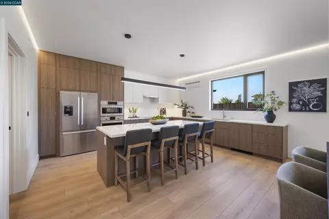 Kitchen - 12 Diablo Vista Way, Lafayette, CA 94549 photo 1 of 4