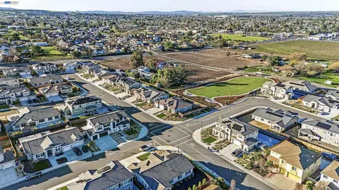 View/Area - 259 Eagle Nest Dr, Oakley, CA 94561 photo 5 of 7