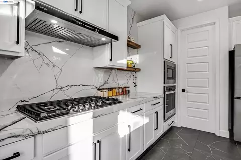 Kitchen - 259 Eagle Nest Dr, Oakley, CA 94561 photo 4 of 5