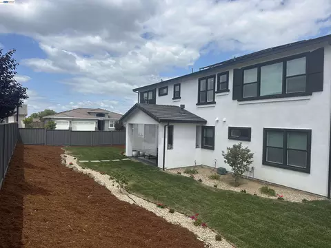 Exterior - 259 Eagle Nest Dr, Oakley, CA 94561 photo 7 of 15