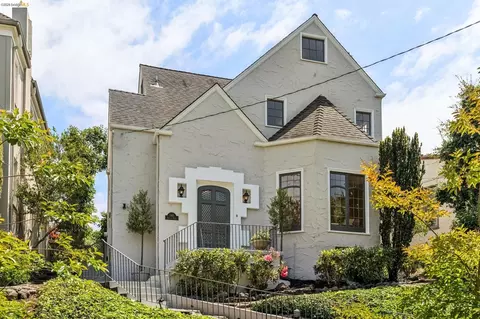 1165 Harvard Rd, Piedmont, CA 94610