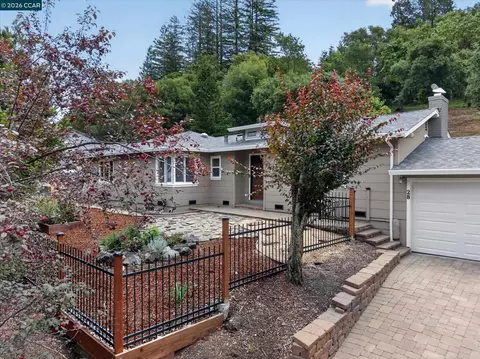 28 Rheem Blvd, Orinda, CA 94563