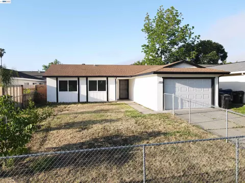 7340 Salazar Dr, North Highlands, CA 95660