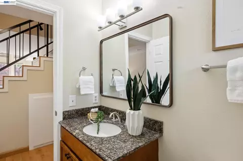 Bath - 38767 Crane Ter, Fremont, CA 94536 photo 2 of 4