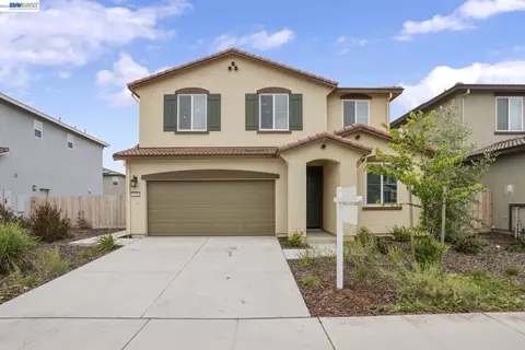 3046 Tinsley St, Manteca, CA 95337