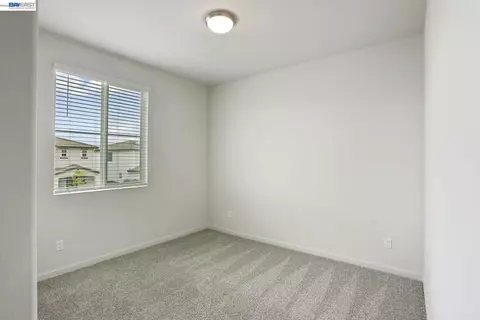 Bedroom - 3046 Tinsley St, Manteca, CA 95337 photo 5 of 6