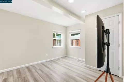 Other - 3103 Hazelwood St, Vallejo, CA 94591 photo 1 of 6