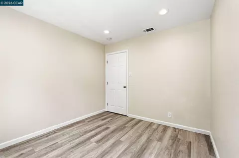 Bedroom - 3103 Hazelwood St, Vallejo, CA 94591 photo 2 of 6