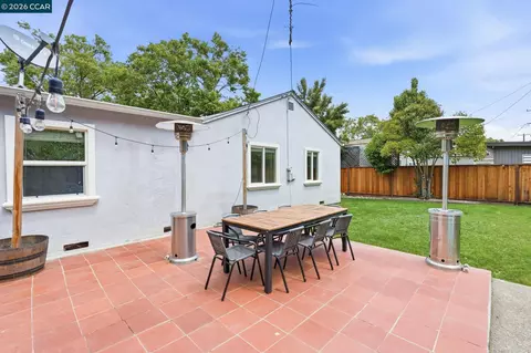 Exterior - 3103 Hazelwood St, Vallejo, CA 94591 photo 10 of 13