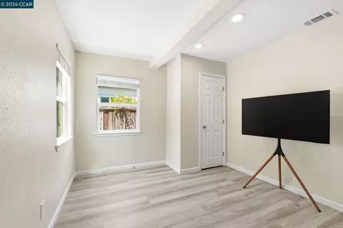 Other - 3103 Hazelwood St, Vallejo, CA 94591 photo 3 of 6