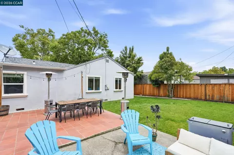 Exterior - 3103 Hazelwood St, Vallejo, CA 94591 photo 9 of 13