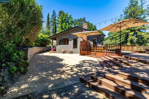 Exterior - 3336 Oak Ct, Lafayette, CA 94549 photo 20 of 32