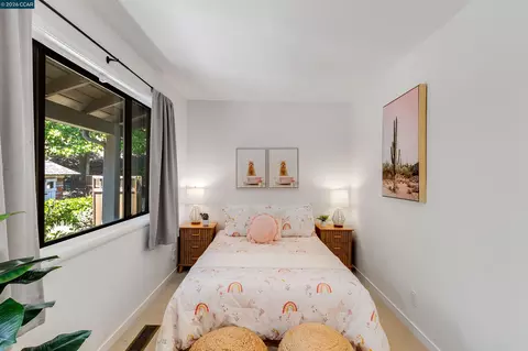 Bedroom - 3336 Oak Ct, Lafayette, CA 94549 photo 1 of 5