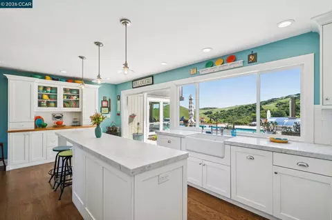 Kitchen - 1933 Joseph Dr, Moraga, CA 94556 photo 3 of 4