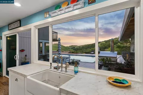 Kitchen - 1933 Joseph Dr, Moraga, CA 94556 photo 4 of 4