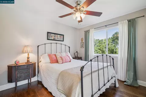 Bedroom - 1933 Joseph Dr, Moraga, CA 94556 photo 1 of 4