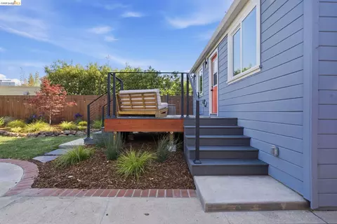 Exterior - 1712 Schiller St, Alameda, CA 94501 photo 7 of 20