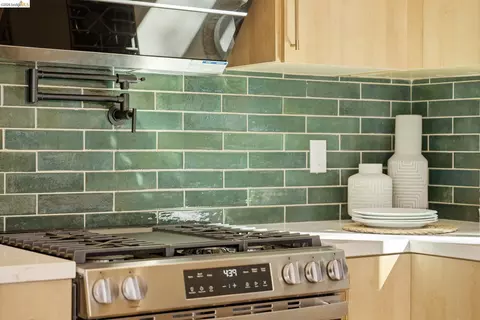 Kitchen - 1712 Schiller St, Alameda, CA 94501 photo 7 of 7