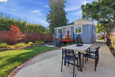 Exterior - 1712 Schiller St, Alameda, CA 94501 photo 10 of 20