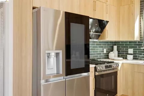 Kitchen - 1712 Schiller St, Alameda, CA 94501 photo 6 of 7