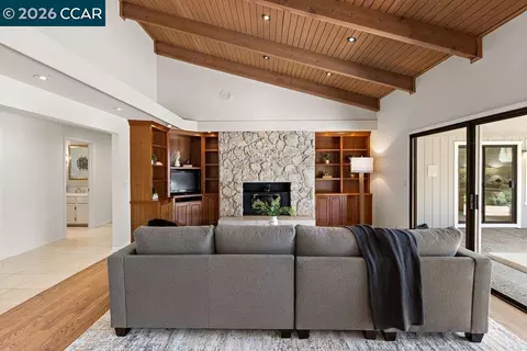 Living - 306 Maverick Ct, Lafayette, CA 94549 photo 4 of 9