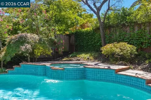 Exterior - 306 Maverick Ct, Lafayette, CA 94549 photo 7 of 7