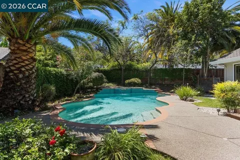 Exterior - 306 Maverick Ct, Lafayette, CA 94549 photo 4 of 7