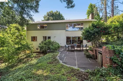Exterior - 1113 Hillview Rd, Berkeley, CA 94708 photo 8 of 9