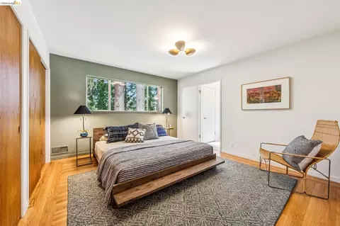 Bedroom - 1113 Hillview Rd, Berkeley, CA 94708 photo 1 of 6