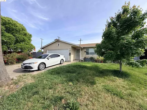10046 Lincoln Village Dr, Sacramento, CA 95827