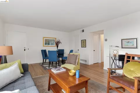 Dining - 1825 Highland Pl #1831, Berkeley, CA 94709 photo 1 of 3