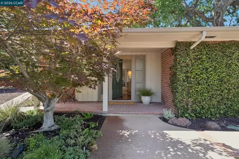 20 Santa Rita Dr, Walnut Creek, CA 94596