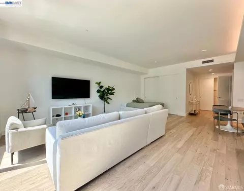 1 Bristol #302, San Francisco, CA 94130