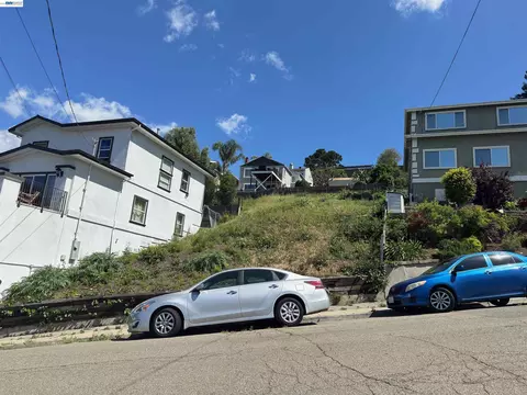 6338 Buena Ventura Ave, Oakland, CA 94605