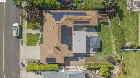 View/Area - 7482 Larkdale Ave, Dublin, CA 94568 photo 1 of 4