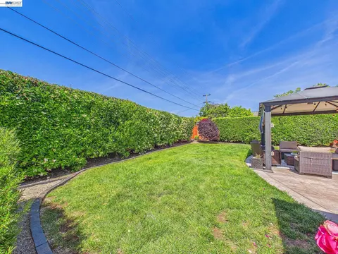 Exterior - 7482 Larkdale Ave, Dublin, CA 94568 photo 6 of 6