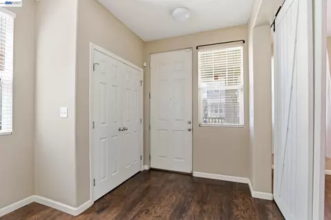 Entry Way - 710 Anne Marie Way, Isleton, CA 95641 photo 1 of 3