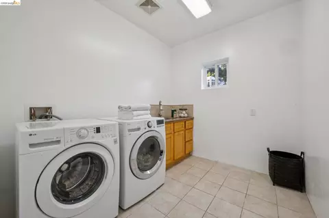 Other - 6929 Bristol Dr, Berkeley, CA 94705 photo 13 of 18