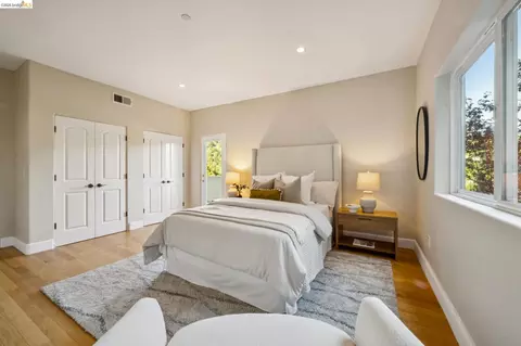 Bedroom - 6929 Bristol Dr, Berkeley, CA 94705 photo 7 of 7