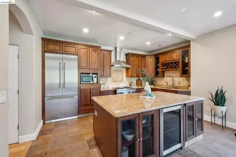 Kitchen - 6929 Bristol Dr, Berkeley, CA 94705 photo 1 of 4