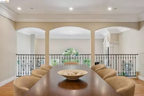 Dining - 6929 Bristol Dr, Berkeley, CA 94705 photo 2 of 2