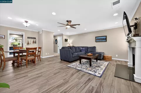 1892 London Dr, Benicia, CA 94510